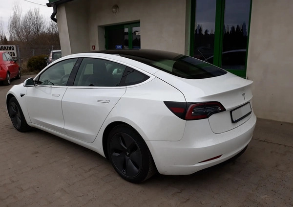 Tesla Model 3 cena 126800 przebieg: 139000, rok produkcji 2019 z Rzgów małe 11